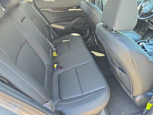 new 2025 Kia Seltos car, priced at $27,575