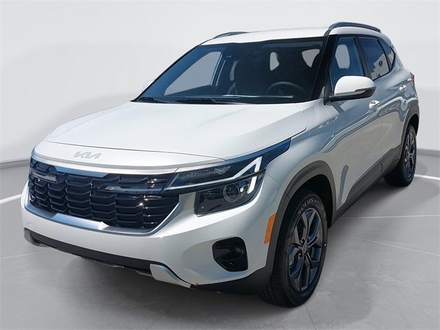 new 2024 Kia Seltos car, priced at $27,275