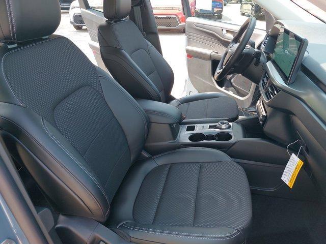 new 2025 Ford Escape car, priced at $37,490