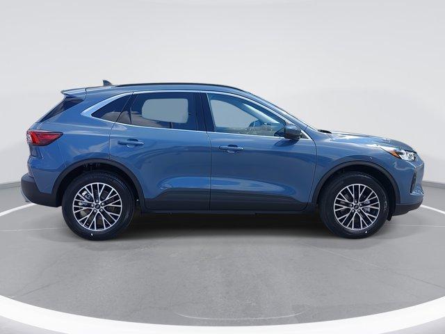 new 2025 Ford Escape car, priced at $37,490