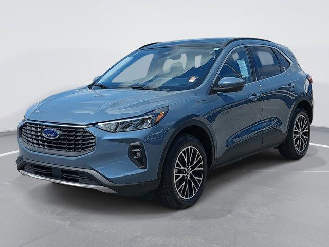 new 2025 Ford Escape car, priced at $37,490