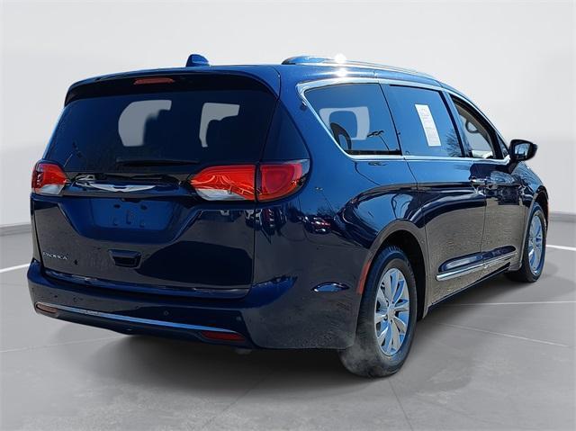 used 2018 Chrysler Pacifica car, priced at $13,599