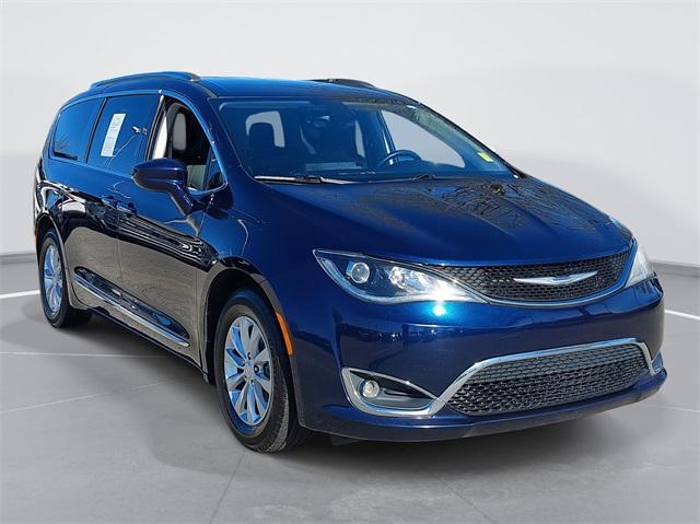 used 2018 Chrysler Pacifica car, priced at $13,599