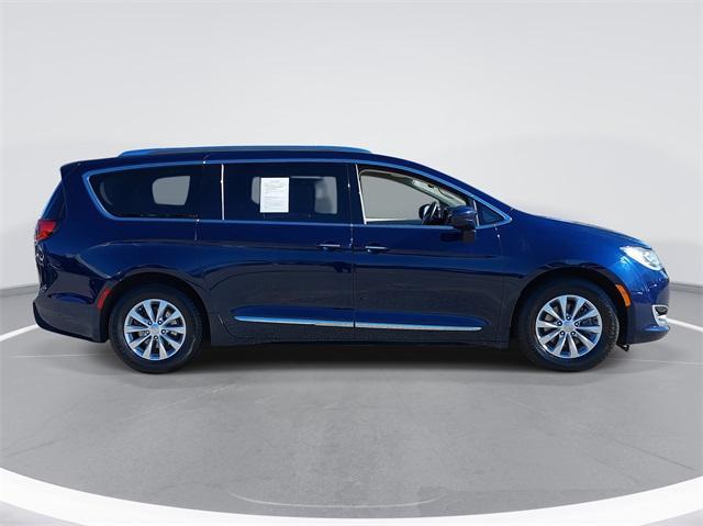 used 2018 Chrysler Pacifica car, priced at $13,599