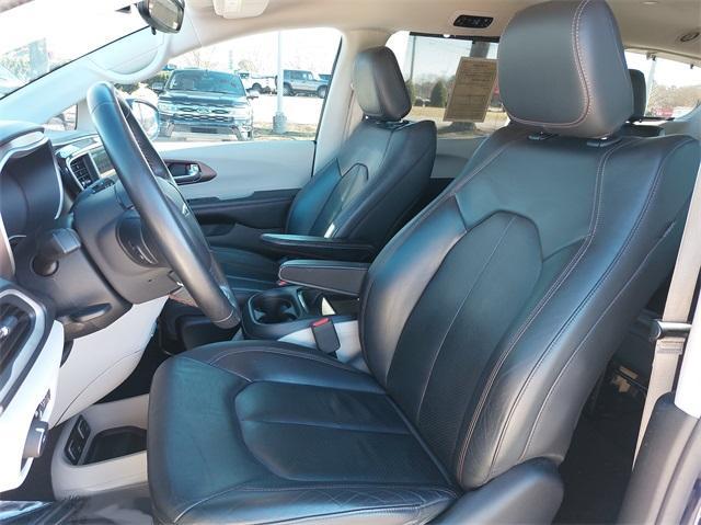 used 2018 Chrysler Pacifica car, priced at $13,599