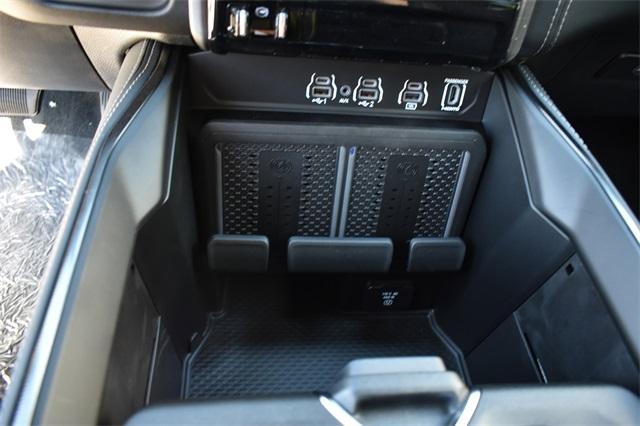 new 2025 Ram 2500 car, priced at $77,480