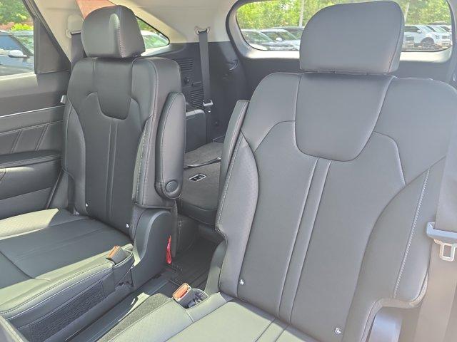 new 2025 Kia Sorento car, priced at $43,160