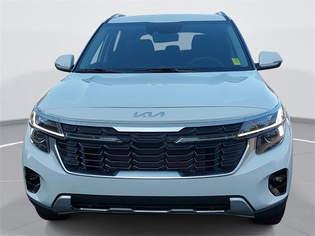 new 2025 Kia Seltos car, priced at $25,210