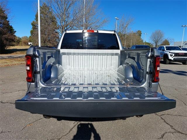 new 2025 Ram 1500 car, priced at $56,370