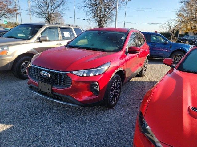 used 2024 Ford Escape car, priced at $31,980