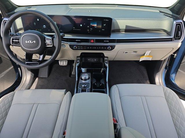 new 2025 Kia Sorento Hybrid car, priced at $45,490