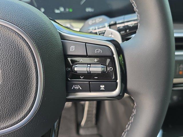 new 2025 Kia Sorento Hybrid car, priced at $45,490