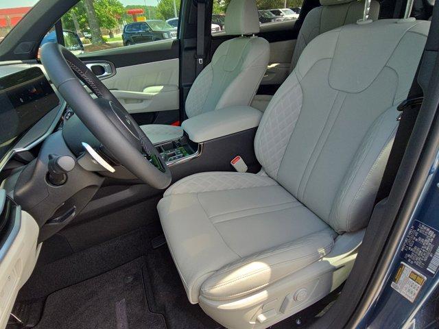 new 2025 Kia Sorento Hybrid car, priced at $45,490