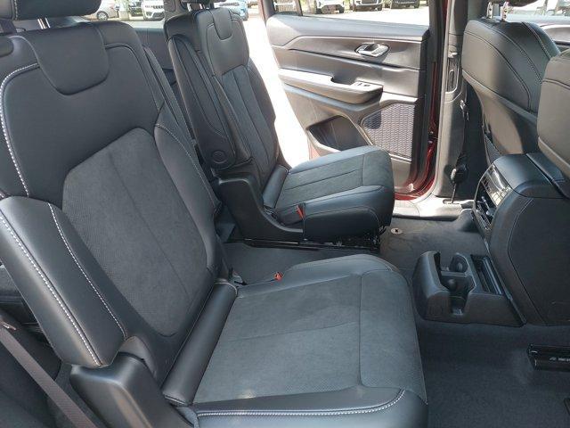 new 2025 Jeep Grand Cherokee L car, priced at $51,370