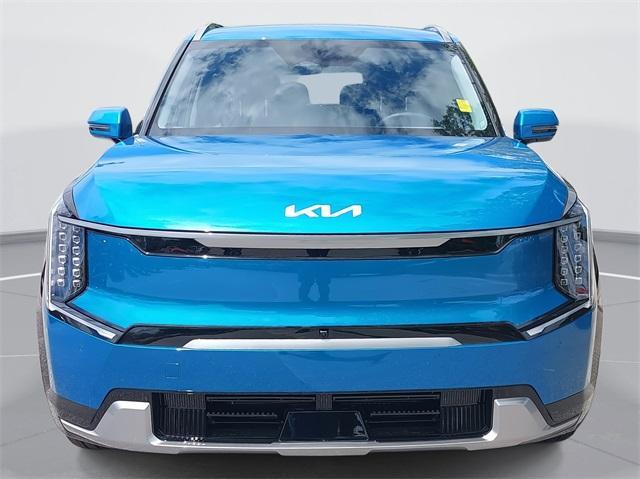 new 2024 Kia EV9 car, priced at $60,985