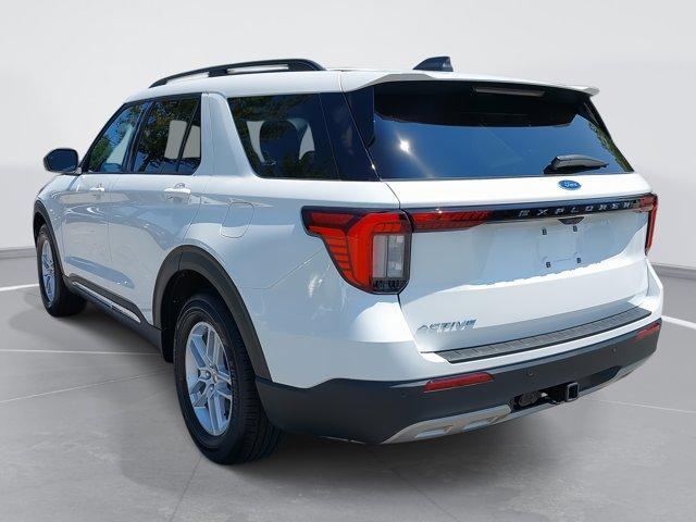 new 2025 Ford Explorer car, priced at $39,800