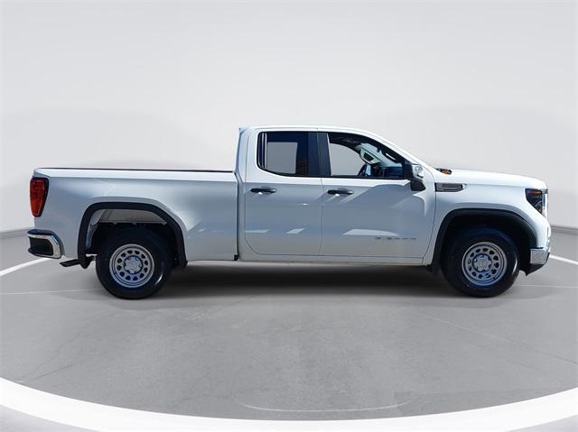 new 2025 GMC Sierra 1500 car, priced at $38,620