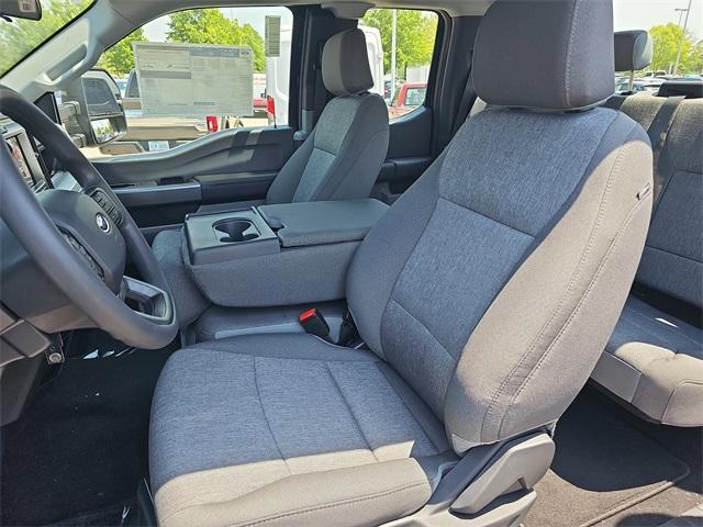 new 2025 Ford F-350 car, priced at $58,215