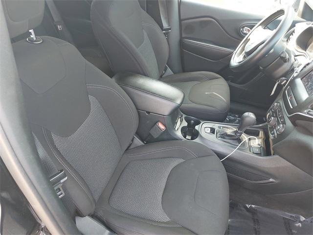 used 2019 Jeep Cherokee car, priced at $12,595