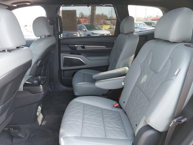 used 2024 Kia Telluride car, priced at $44,377