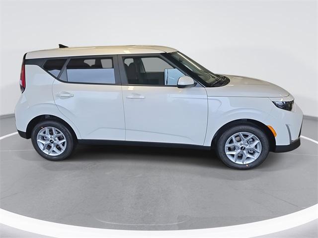 new 2025 Kia Soul car, priced at $21,905