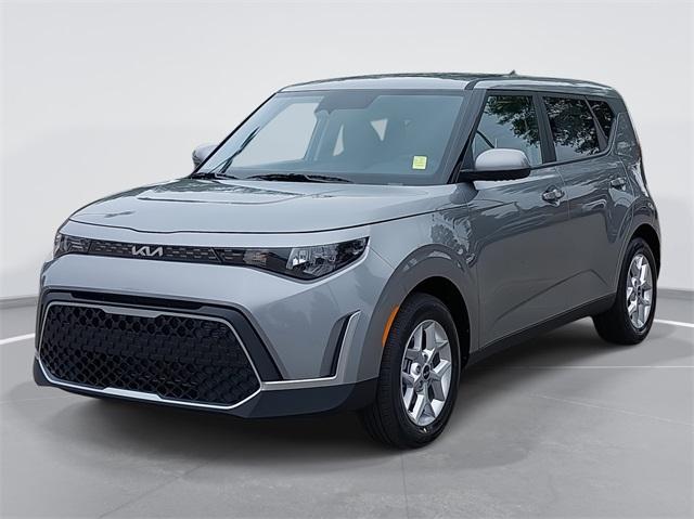 new 2025 Kia Soul car, priced at $21,560