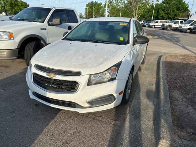 used 2015 Chevrolet Cruze car, priced at $7,988