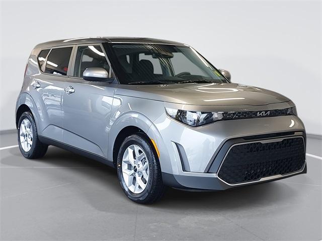 new 2025 Kia Soul car, priced at $21,560