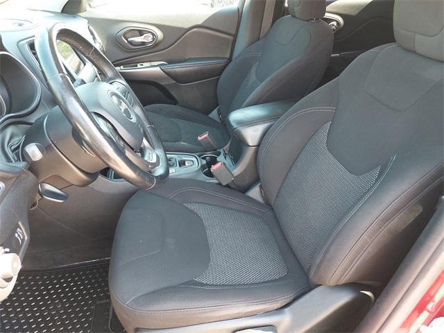 used 2019 Jeep Cherokee car, priced at $10,980