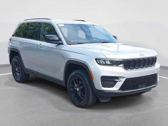 new 2025 Jeep Grand Cherokee car, priced at $36,480