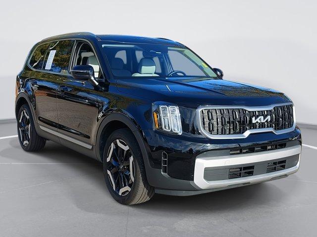 used 2024 Kia Telluride car, priced at $37,377