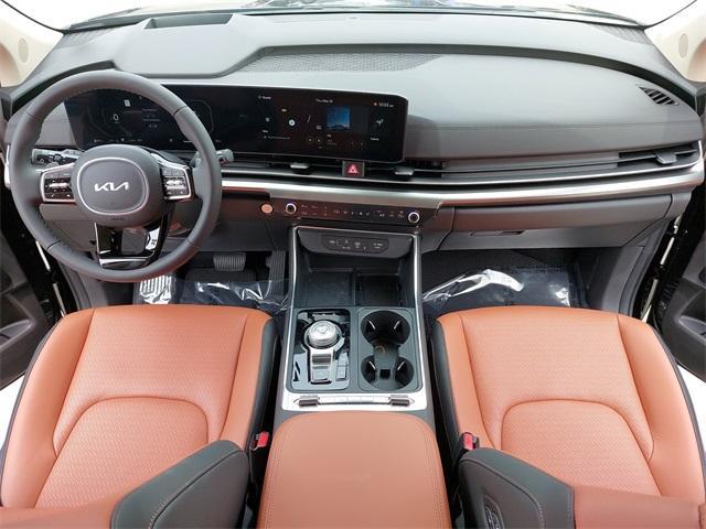 new 2025 Kia Carnival Hybrid car, priced at $53,095