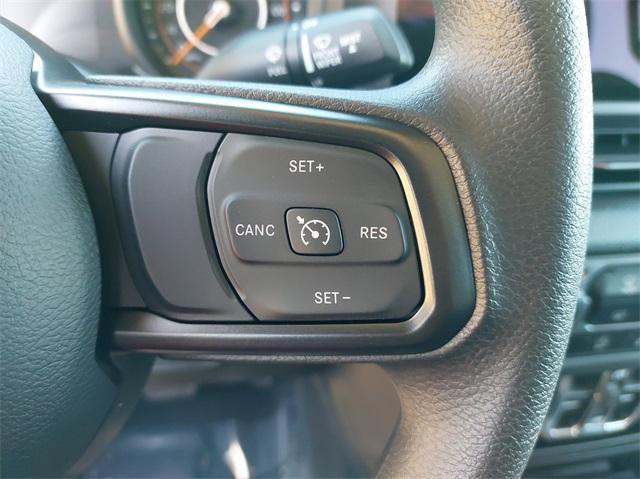 new 2025 Jeep Gladiator car, priced at $40,620