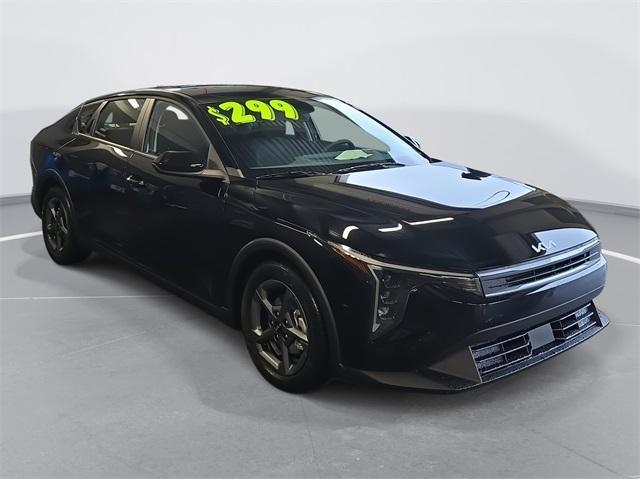 new 2025 Kia K4 car, priced at $23,245