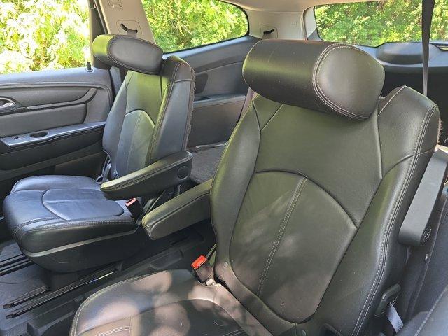 used 2015 Chevrolet Traverse car, priced at $7,980