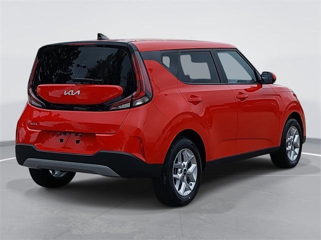 new 2025 Kia Soul car, priced at $21,560