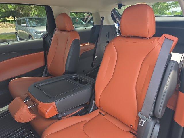 new 2025 Kia Carnival car, priced at $40,730