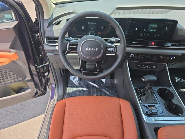 new 2025 Kia Carnival car, priced at $40,730