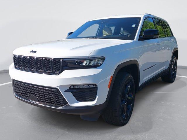 new 2024 Jeep Grand Cherokee car, priced at $40,270