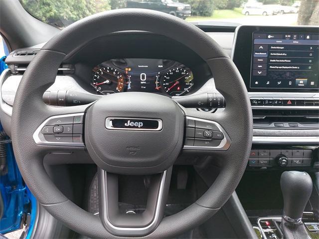 new 2025 Jeep Compass car, priced at $25,980