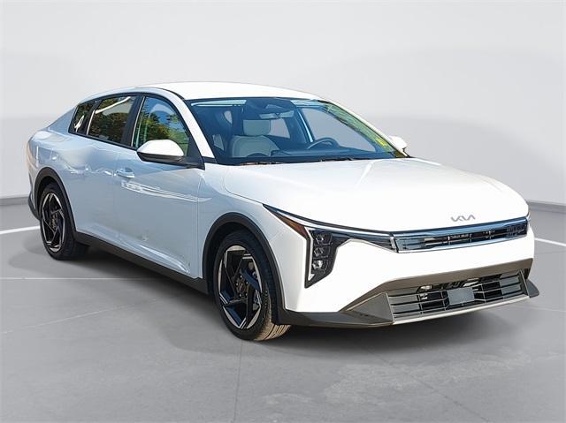 new 2025 Kia K4 car, priced at $24,715