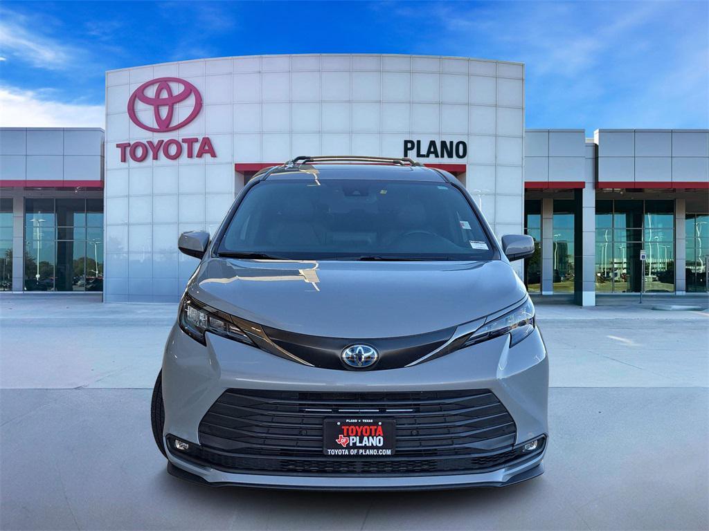 used 2024 Toyota Sienna car, priced at $46,496
