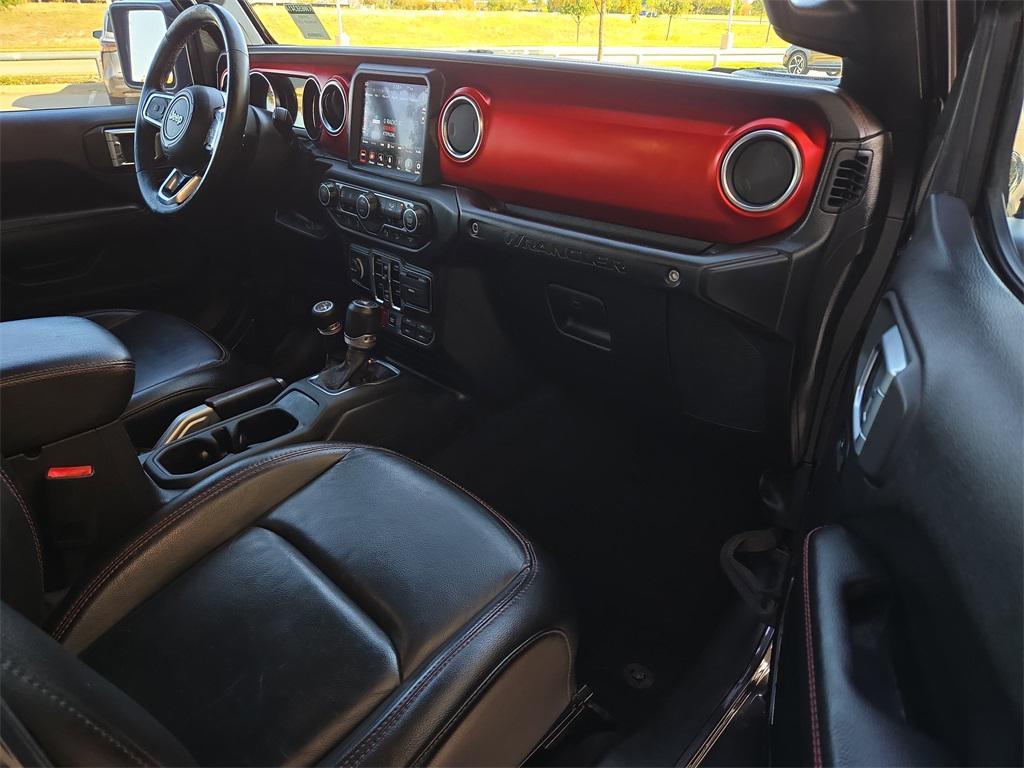 used 2019 Jeep Wrangler Unlimited car, priced at $25,738