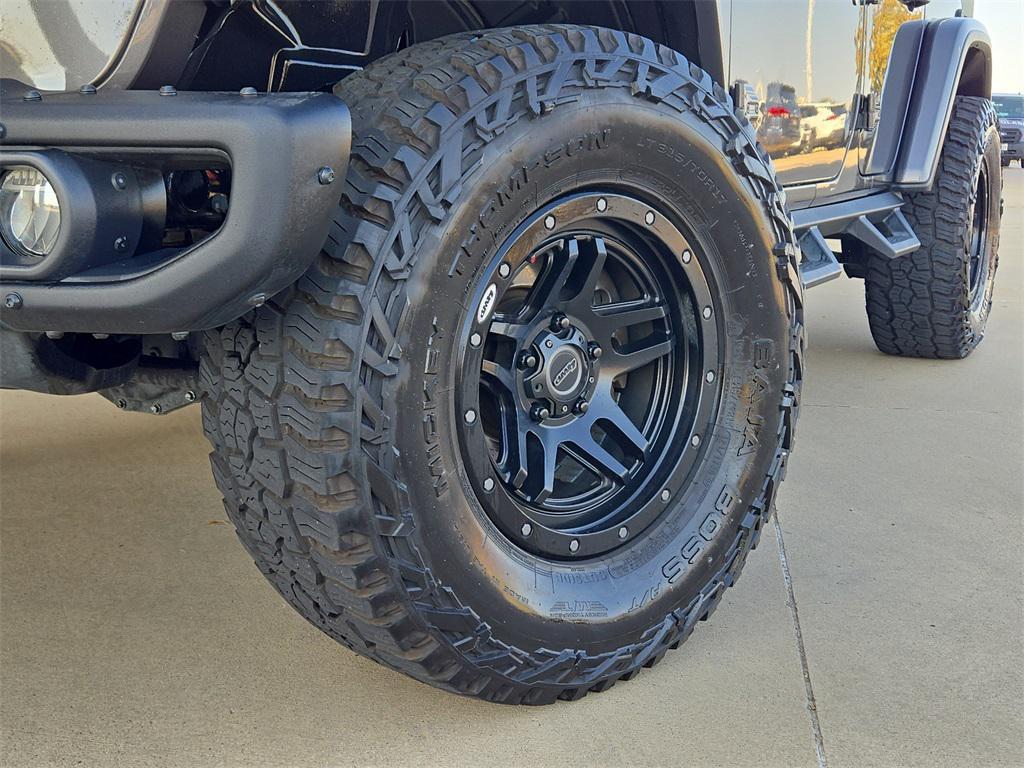 used 2019 Jeep Wrangler Unlimited car, priced at $25,738