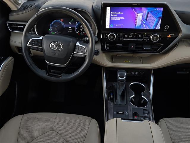 used 2023 Toyota Highlander Hybrid car, priced at $49,757