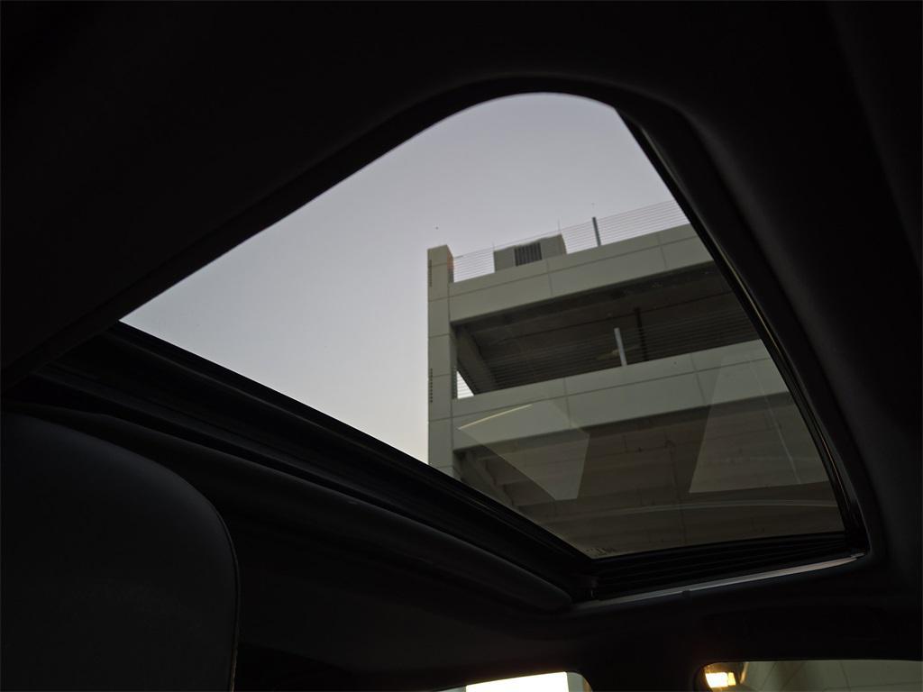 used 2021 Toyota Avalon Hybrid car, priced at $18,970