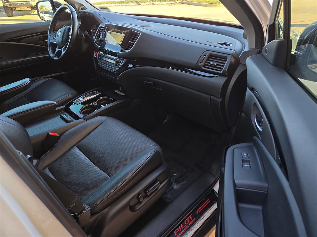used 2020 Honda Pilot car, priced at $25,904