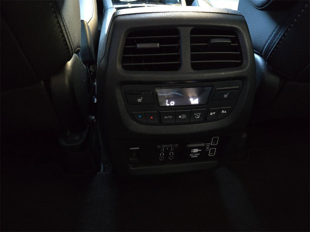 used 2020 Honda Pilot car, priced at $25,904