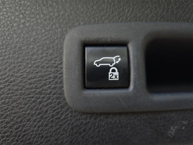 used 2021 Toyota Sienna car, priced at $38,563