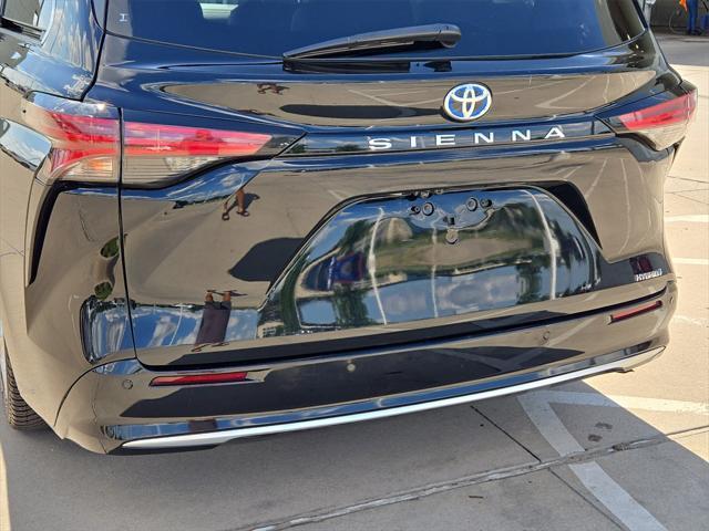 used 2021 Toyota Sienna car, priced at $38,563